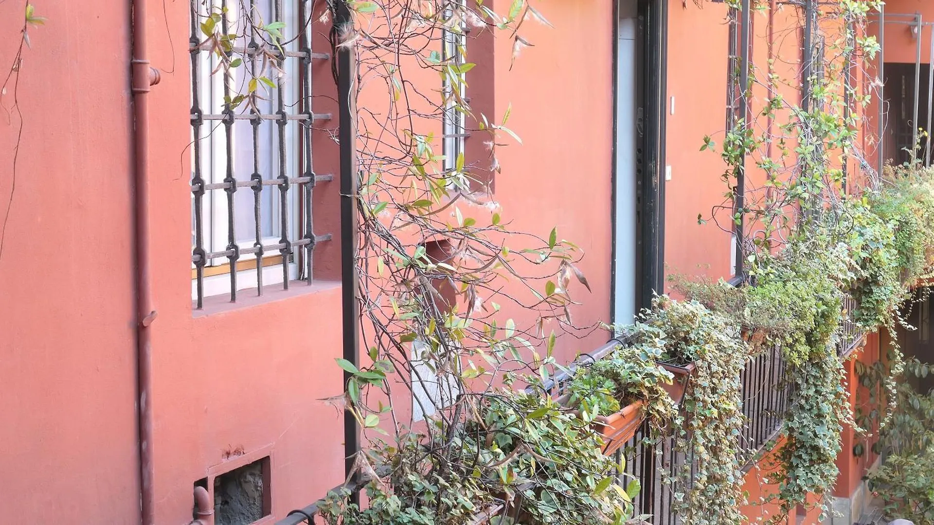 Comecasa 3 Bedrooms Apartment In Navigli Milán