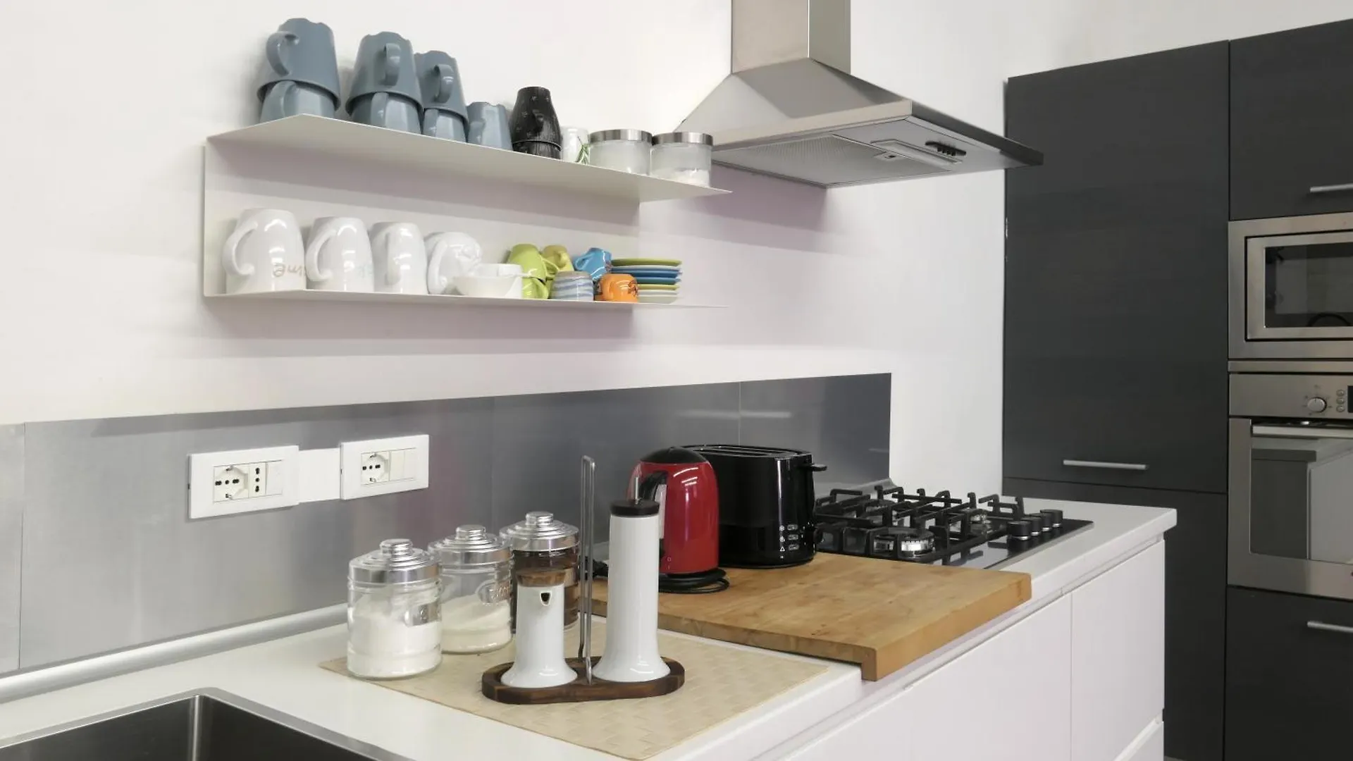 Comecasa 3 Bedrooms Apartment In Navigli Milan Italy